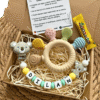 caja-regalo-mordedor-chupetero-koala-dilan-colores