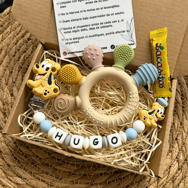 caja-regalo-mordedor-pluto-multicolor-hugo
