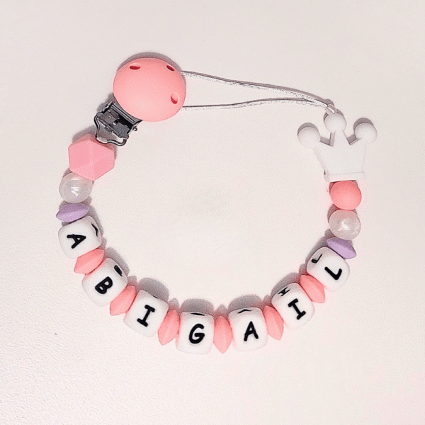 chupetero-corona-personalizado-abigail-rosa-lila-bebe